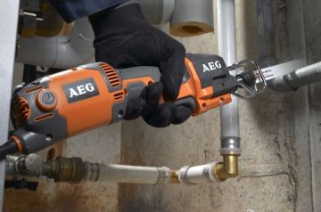 AEG US 400 XE Kılıç Testere