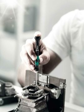 WERA  Elektronikçi Tornavida seti 12 Parçalı