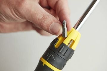 Stanley 0-68-010 Cırcırlı Tornavida ve Uç Seti