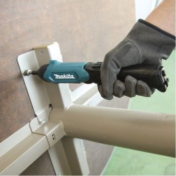 Makita DF001DW Aksesuar Setli Vidalama 3.6V - 81 parça bits uç