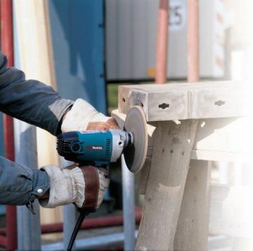 Makita GV7000C Polisaj Makinesi 900 Watt