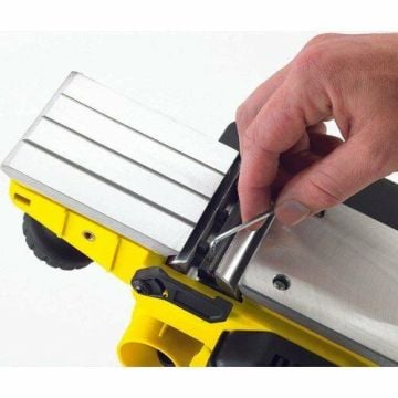 Stanley STPP7502 750 Watt Planya